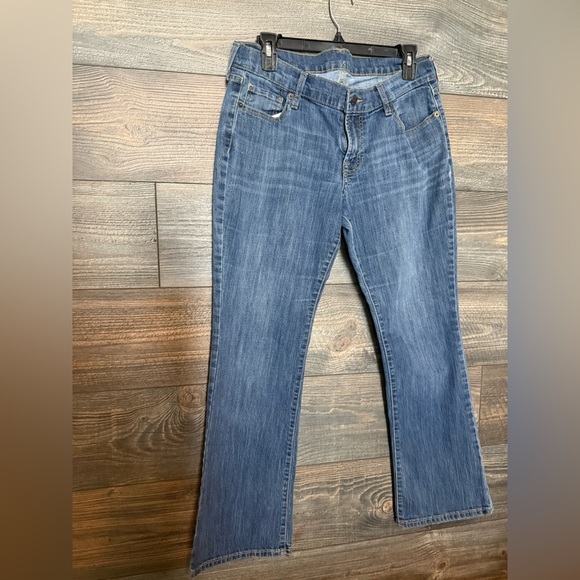 Old Navy Women's Boot Cut Jeans in Blue -short - Picture 1 of 3